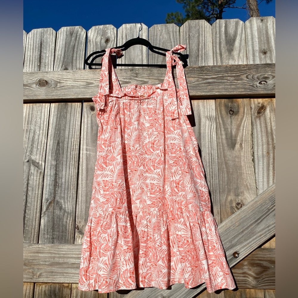 Boutique EE:SOME Tropical Salmon Pink nap style Sundress with bow tie shoulder
